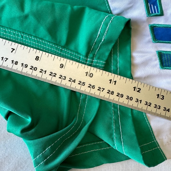 UFC‎ Mens Board Shorts Green White Size 36 Swim Surf Beach Vacation Streetwear - Picture 13 of 16